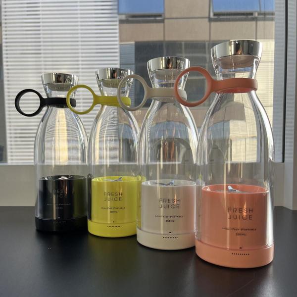 Garrafa Liquidificador Portátil Fresh Juice Original Usconnect p/Viagem mini Mixer Pessoal com carregamento magnético Imagem de Garrafa Liquidificador Portátil Fresh Juice Original Usconnect p/Viagem mini Mixer Pessoal com carregamento magnético