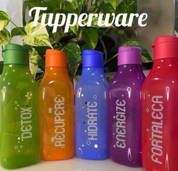 Imagem de Garrafa Tupperware  Eco 1L Quadrada - Modelos Sortidos