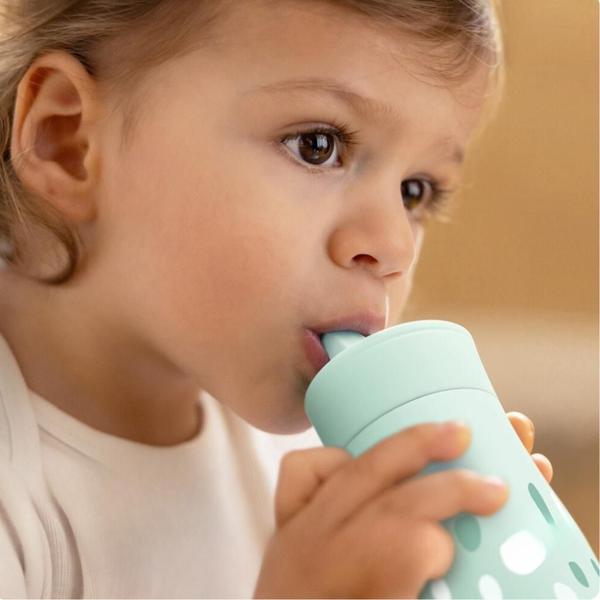 Garrafinha Infantil Mini-Me 300Ml Abelha Verde - Nuk Imagem de Garrafinha Infantil Mini-Me 300Ml Abelha Verde - Nuk