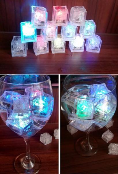 Imagem de Gelo Led Pisca Colorido  Decorar Drinks  - Kit C/ 30 Cubos