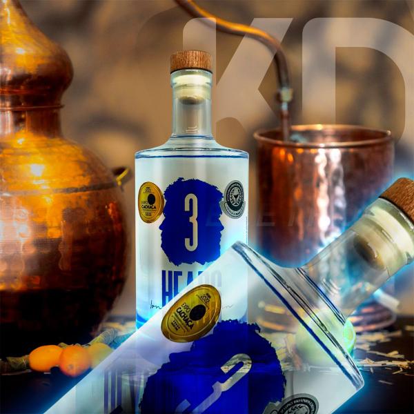 Gin 3 Heads London Dry Original Gyn Cabaré 750 M L - Dom Tapparo Imagem de Gin 3 Heads London Dry Original Gyn Cabaré 750 M L