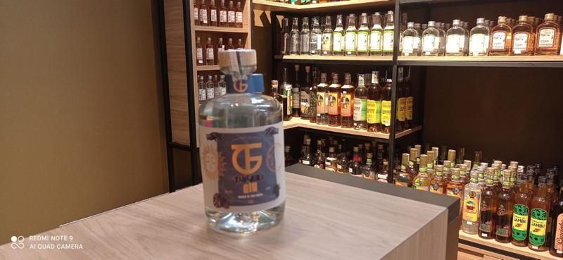 Imagem de Gin Tanajura Morro de São Paulo 700ml