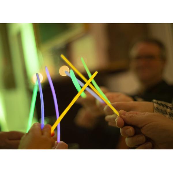 Imagem de Glow Sticks AIVANT Glowsticks 8 polegadas 60 unidades com conectores x60