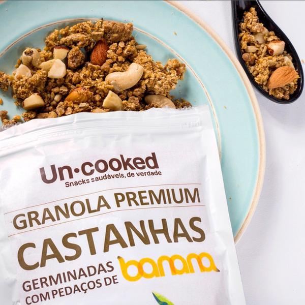 Granola Castanhas Germinadas C/ Banana UNCOOKED 250g Imagem de Granola Castanhas Germinadas C/ Banana UNCOOKED 250g