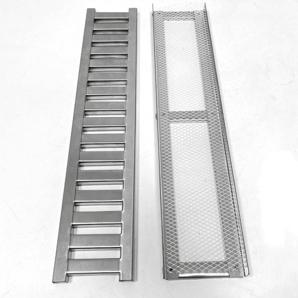 Grelha Inox 304 com Reforço 10x50 Chata com Tela Anti Insetos - Ficone & Reis Imagem de Grelha Inox 304 com Reforço 10x50 Chata com Tela Anti Insetos