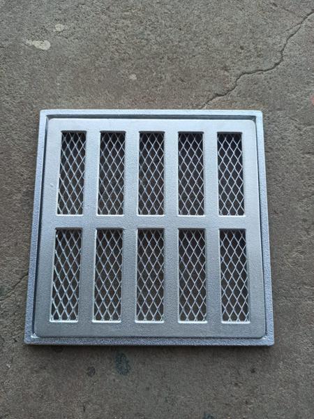Grelha Linear 15x15 Com Suporte Aluminio E Tela Anti Insetos - Ficone - Ficone Reis Imagem de Grelha Linear 15x15 Com Suporte Aluminio E Tela Anti Insetos - Ficone
