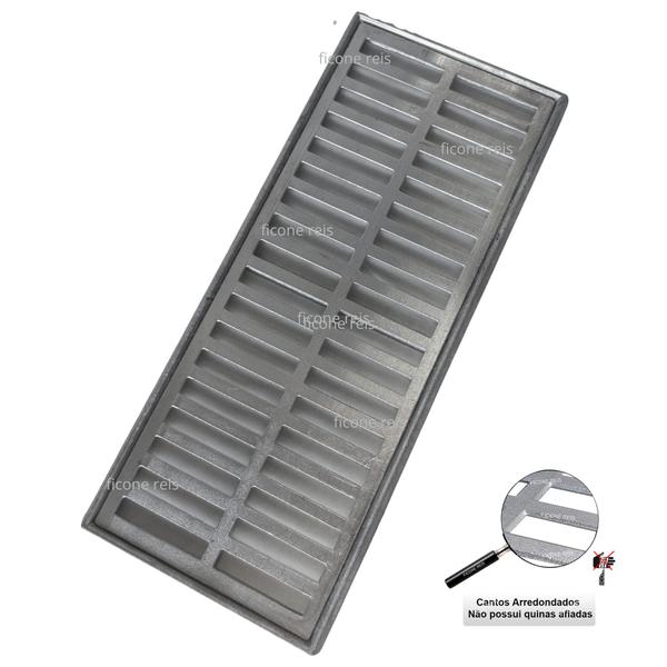 Grelha Linear 20x50 Alumínio com Suporte Quintal - Ficone Decor - Ficone Reis Imagem de Grelha Linear 20x50 Alumínio com Suporte Quintal - Ficone Decor