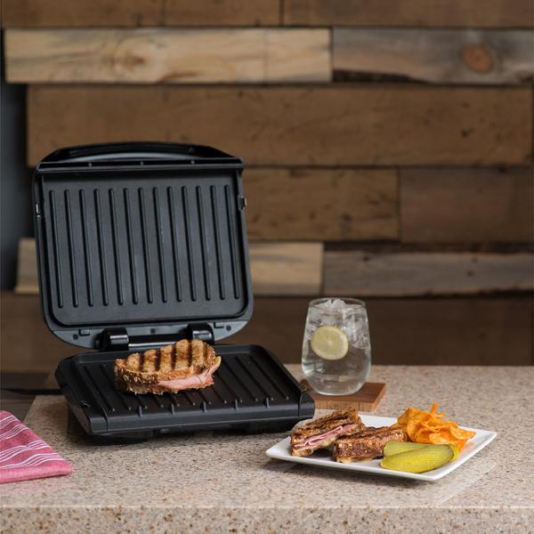 Imagem de Grill George Foreman GRP1060B com Placa Removível 4 unidades 110V