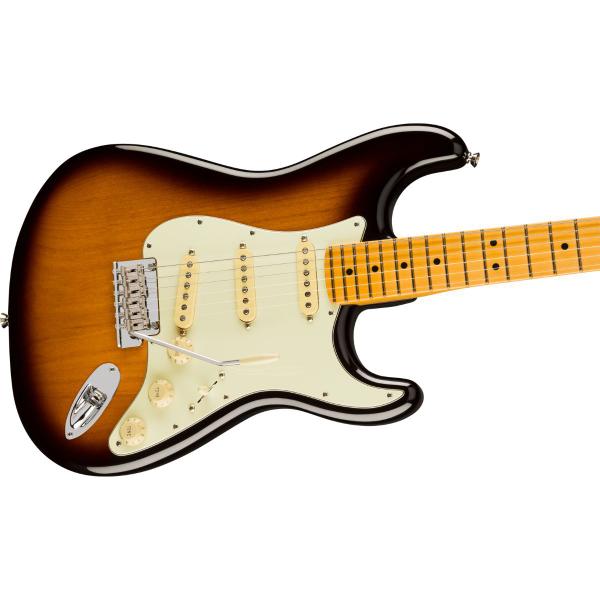 Imagem de Guitarra Fender American Profissional II Stratocaster Sunburst