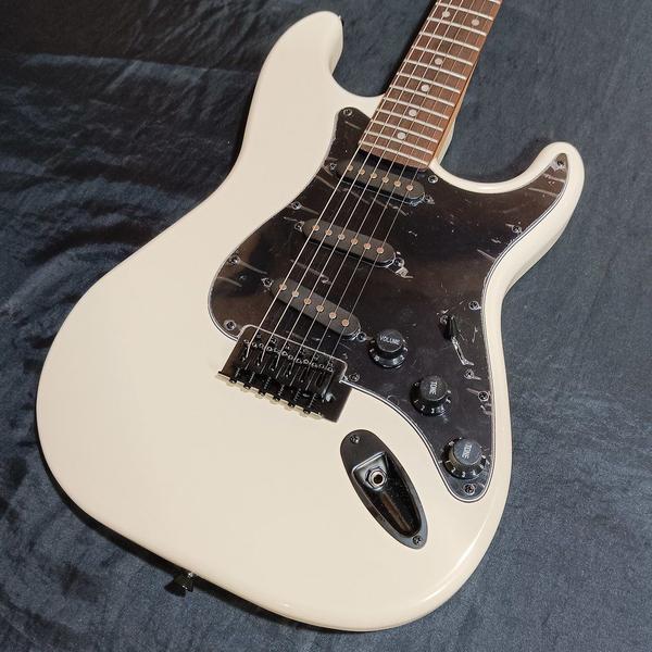 Imagem de Guitarra Rockwave RW50 IV Strato SSS Ivory RW-50