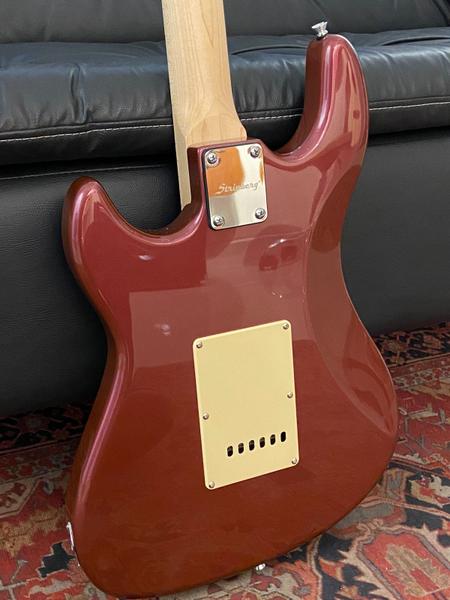 Imagem de Guitarra Stratocaster Strinberg STS100