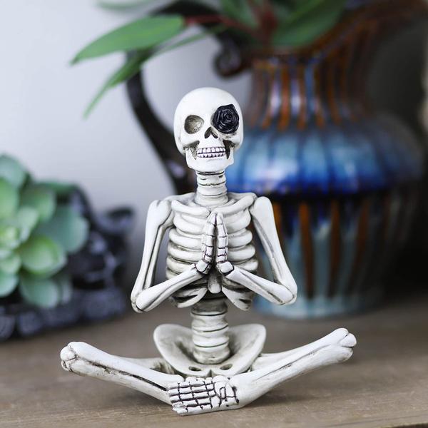 Imagem de Halloween Sr. e Sra. Meditando Estatuetas de Esqueleto, Dia da Decoração da Mesa Morta Pequenas Estátuas para Decorações de Festas de Halloween em Mantel, Prateleira, Mesa de Buffet ou Peça Central, 2 Pacotes