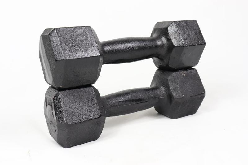 Halter Dumbell Sextavado Pintado 10Kg Musculação Megagym - Megagym Equipamentos Imagem de Halter Dumbell Sextavado Pintado 10Kg Musculação Megagym