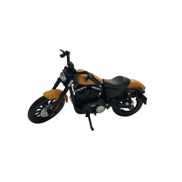 Imagem de Harley Davidson 2014 Sportster Iron 883 Amarelo 1:18 Maisto