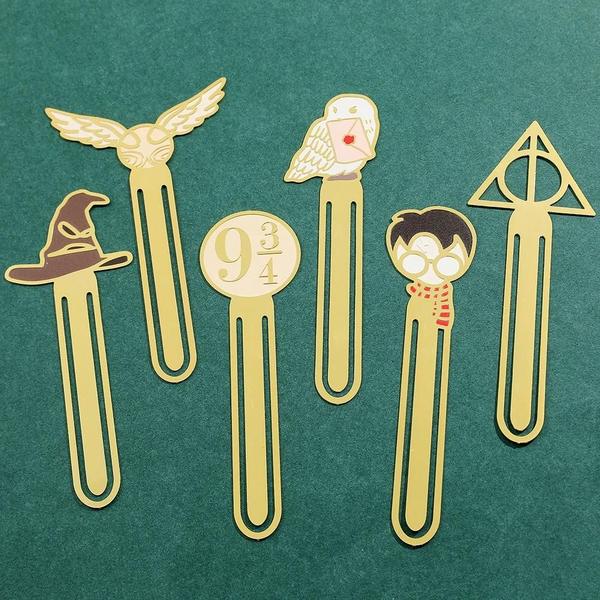 Imagem de Harry Potter Classificação Chapéu Marcador Titular Broche De Envelope De Metal Design Clássico Para