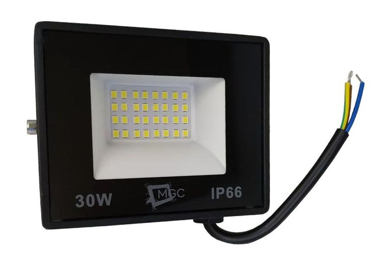 Imagem de Holofote Refletor Led 30w Branco Frio 6500k Bivolt Prova D'Água