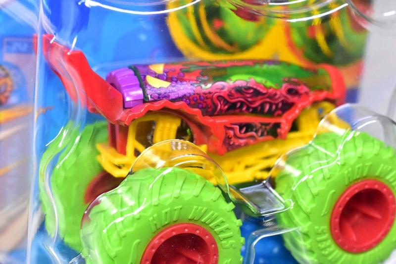 Imagem de Hot wheels monster trucks - carbonator xxl