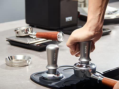 Imagem de IKAPE 49mm Espresso Tamper, Premium Barista Coffee Tamper com mola calibrada carregada, 100% plana base de aço inoxidável Tamper para máquina de café expresso