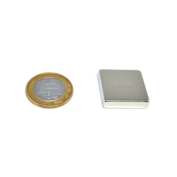 Ímã Neodímio N35 Bloco 25,4x25,4x6,35 mm Força Aprox. 11,2kg - 1 unidade - IMAshop Imagem de Ímã Neodímio N35 Bloco 25,4x25,4x6,35 mm Força Aprox. 11,2kg - 1 unidade