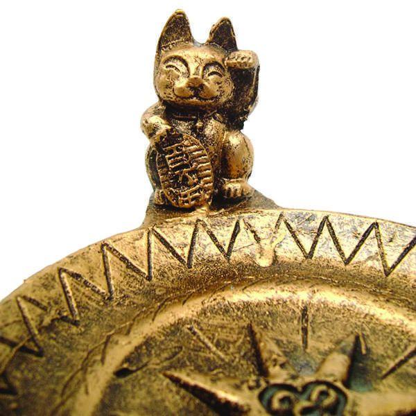 Incensário Gatinho Chinês Da Sorte Dourado 13016 - Mana Om Imagem de Incensário Gatinho Chinês Da Sorte Dourado 13016
