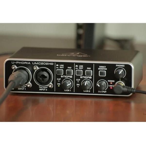 Imagem de Interface de Audio Behringer 2 canais com pré MIDAS U-Phoria UMC202HD