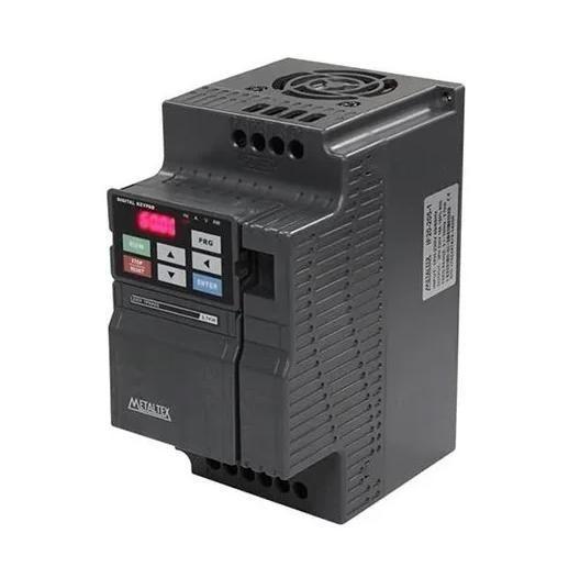 Imagem de Inversor De Frequência 5Cv 16A 3,7Kw 220V Mono/Trifasico