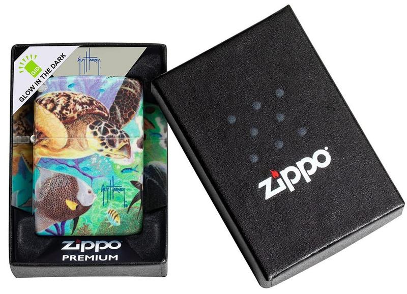 Imagem de Isqueiro de bolso Zippo Guy Harvey 540 Design Glow in The Dark