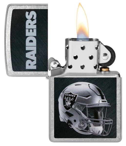 Imagem de Isqueiro de bolso Zippo NFL Las Vegas Raiders, capacete cromado