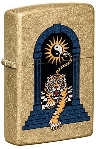 Imagem de Isqueiro de bolso Zippo Tiger com design de tatuagem em latão caído