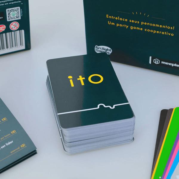 Ito - Jogo de Cartas - Meeple Br Imagem de Ito - Jogo de Cartas - Meeple Br
