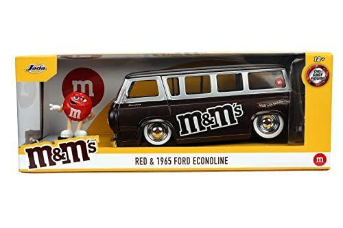 Imagem de Jada Toys M&M's 1:24 1965 Ford Econoline Die-cast Car com figura vermelha