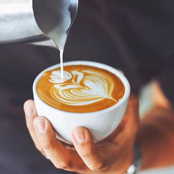 Imagem de Jarra de Espuma de Leite e Café em Aço Inoxidável para Arte Latte