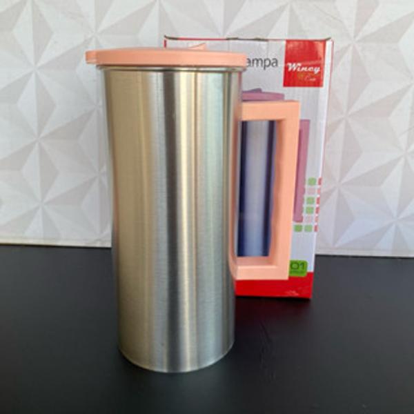 Jarra de inox rosa com alça e tampa grande 1,6 litro para água ou suco de cozinha - clink Imagem de Jarra de inox rosa com alça e tampa grande 1,6 litro para água ou suco de cozinha