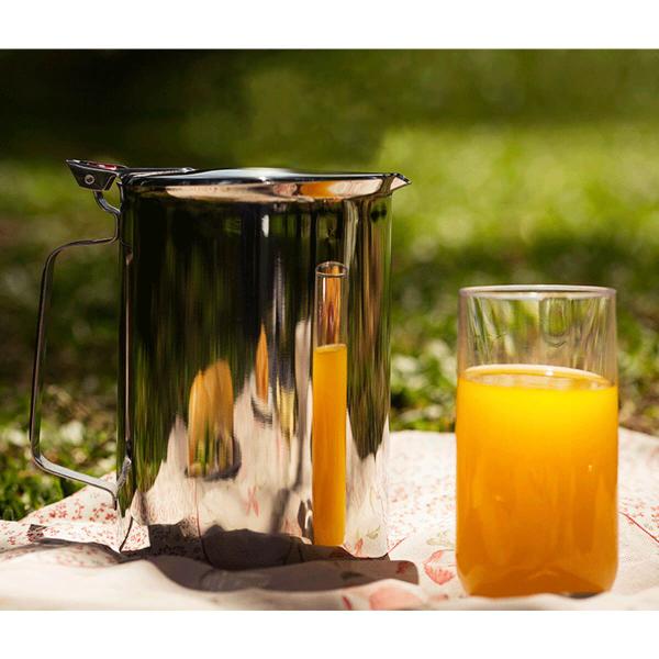 Jarra De Suco Água Chá Com Tampa Aparador Gelo Inox Brinox Imagem de Jarra De Suco Água Chá Com Tampa Aparador Gelo Inox Brinox