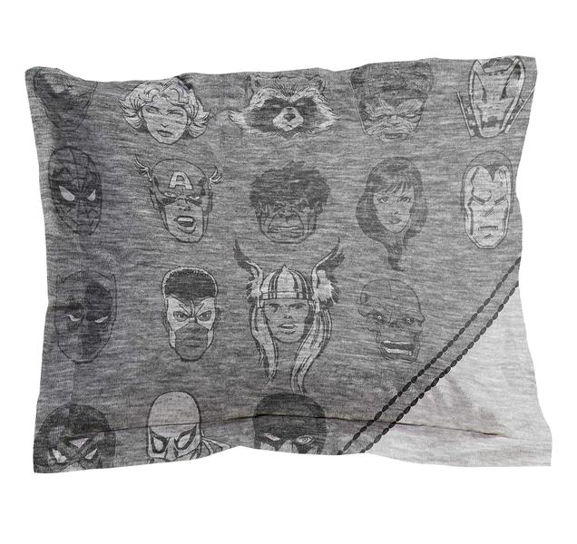 Imagem de Jay Franco Marvel Comics 80th Anniversary Full/Queen Comforter & Sham Set - Roupa de cama reversível Super Soft Kids - Microfibra resistente ao desbotamento (Produto Oficial da Marvel)