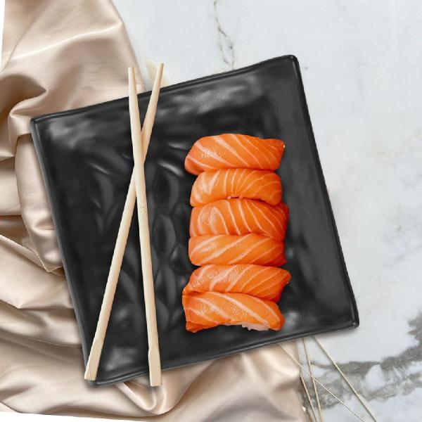 Jogo 12 Pratos Raso Sushi Oriental 15cm Japones Preto - Riodeouro Imagem de Jogo 12 Pratos Raso Sushi Oriental 15cm Japones Preto