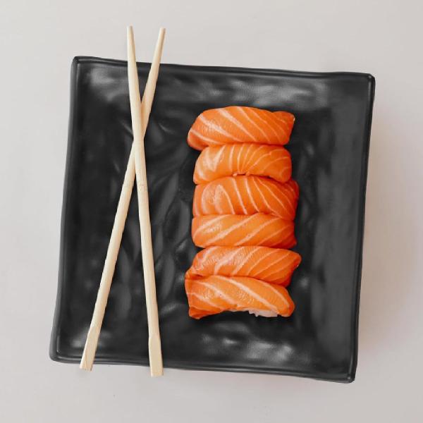 Jogo 12 Pratos Raso Sushi Oriental 15cm Japones Preto - Riodeouro Imagem de Jogo 12 Pratos Raso Sushi Oriental 15cm Japones Preto
