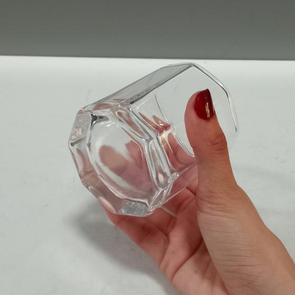 JOGO 6 COPOS ÁGUA DRINK BAIXO HOME&CO VIDRO 200ml 8x7x7cm TRANSPARENTE Imagem de JOGO 6 COPOS ÁGUA DRINK BAIXO HOME&CO VIDRO 200ml 8x7x7cm TRANSPARENTE