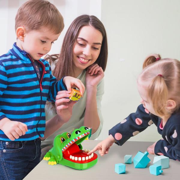 Imagem de Jogo DCGB Super Big Crocodile Teeth para crianças com mais de 4 anos