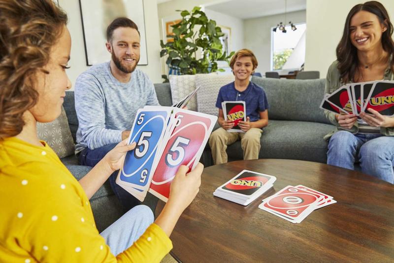 Imagem de Jogo de Cartas Giant UNO Mattel - Oficial para Crianças e Adultos