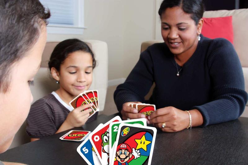 Imagem de Jogo de cartas Mattel Games UNO Super Mario com lata colecionável