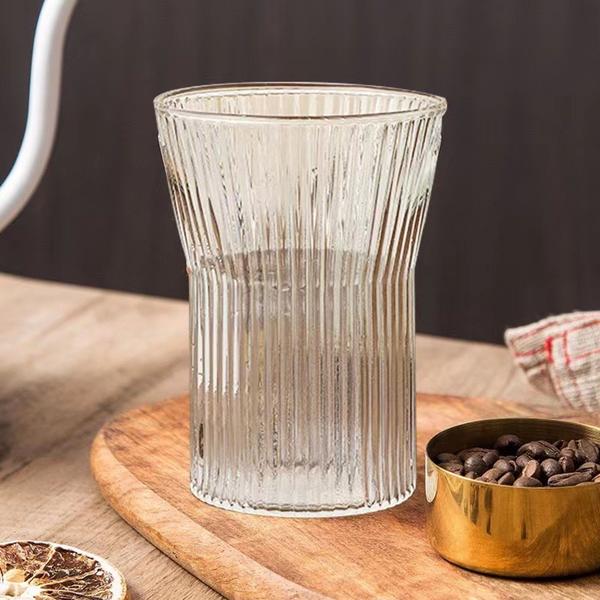 Jogo De Copos 2 Peças Listras Vertic Com Alça De Couro 320ml - raleo Imagem de Jogo De Copos 2 Peças Listras Vertic Com Alça De Couro 320ml