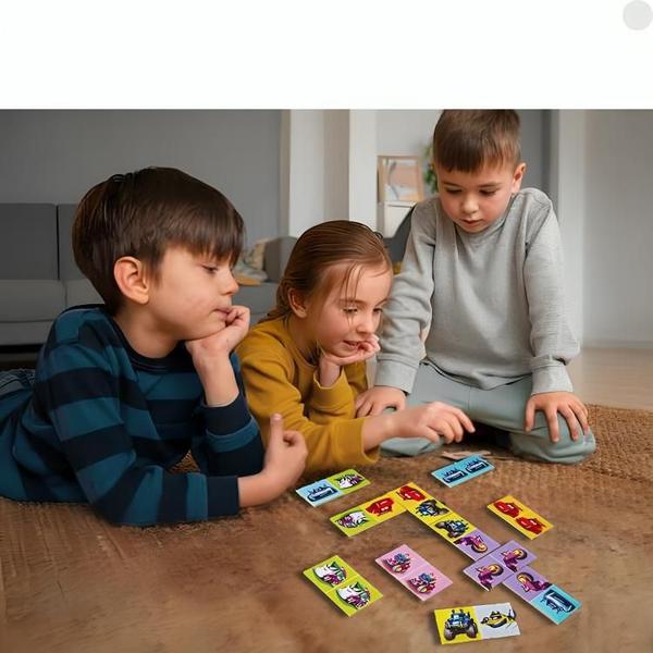 Jogo De Domino BatWheels Mdf 792333 Pais E Filhos Imagem de Jogo De Domino BatWheels Mdf 792333 Pais E Filhos