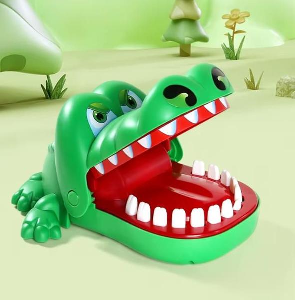 Imagem de Jogo De Mesa Crocodilo Croc-croc Morde Dedo Pegadinha Brinquedo Infantil Mordida Crianças Jacaré - Bbr Toys