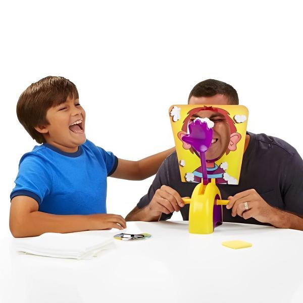 Jogo de Mesa Torta na Cara com Roleta Divertido Lazer Maquina de Entretenimento Polibrinq - 6014 - Macro Imagem de Jogo de Mesa Torta na Cara com Roleta Divertido Lazer Maquina de Entretenimento Polibrinq - 6014