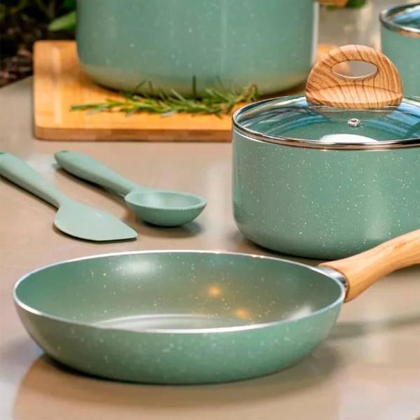 Jogo de Utensílios de Cozinha de Silicone Verde Flex 2 peças - Brinox Imagem de Jogo de Utensílios de Cozinha de Silicone Verde Flex 2 peças - Brinox