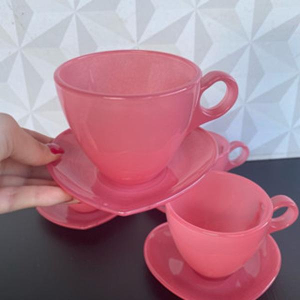 Imagem de Jogo de xícara de chá rosa com pires de coração 170ml para café cha leite kit xícaras caneca