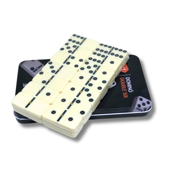 Jogo Dominó Profissional Lata C/ 28 Peças Original - Jogo Para Amigos E Família - Double Six - Ravi Imagem de Jogo Dominó Profissional Lata C/ 28 Peças Original - Jogo Para Amigos E Família - Double Six