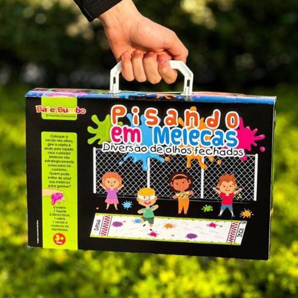 Imagem de Jogo Educativo Pisando em Melecas Diversão de Olhos Fechados - Bate Bumbo