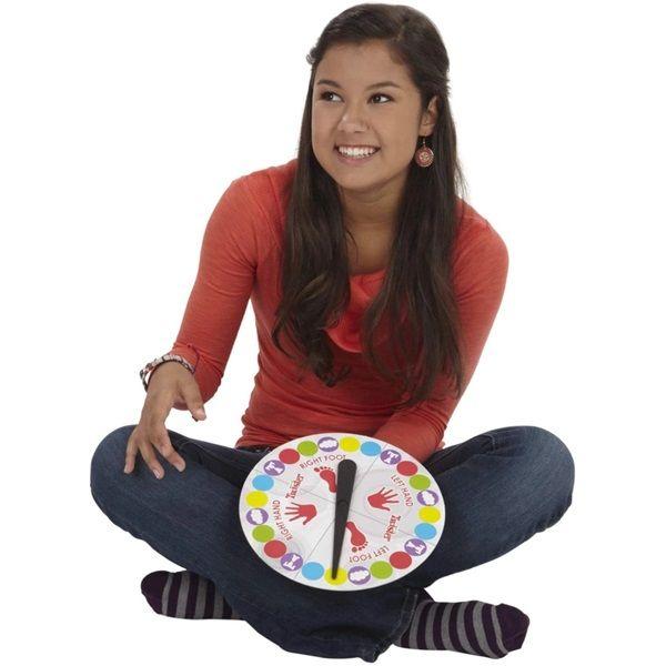 Jogo Interativo Twister Nova Embalagem Hasbro - BR98831 Imagem de Jogo Interativo Twister Nova Embalagem Hasbro - BR98831